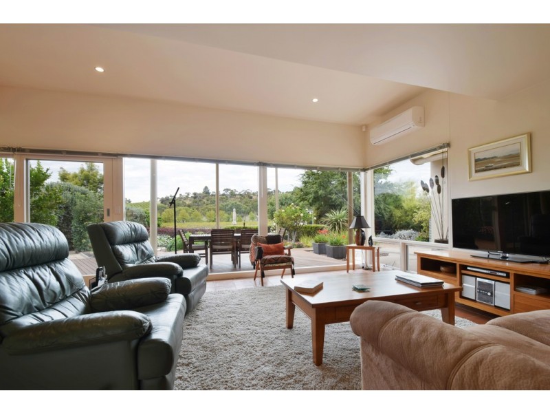 7 Semmens Road, Mclaren Vale SA 5171