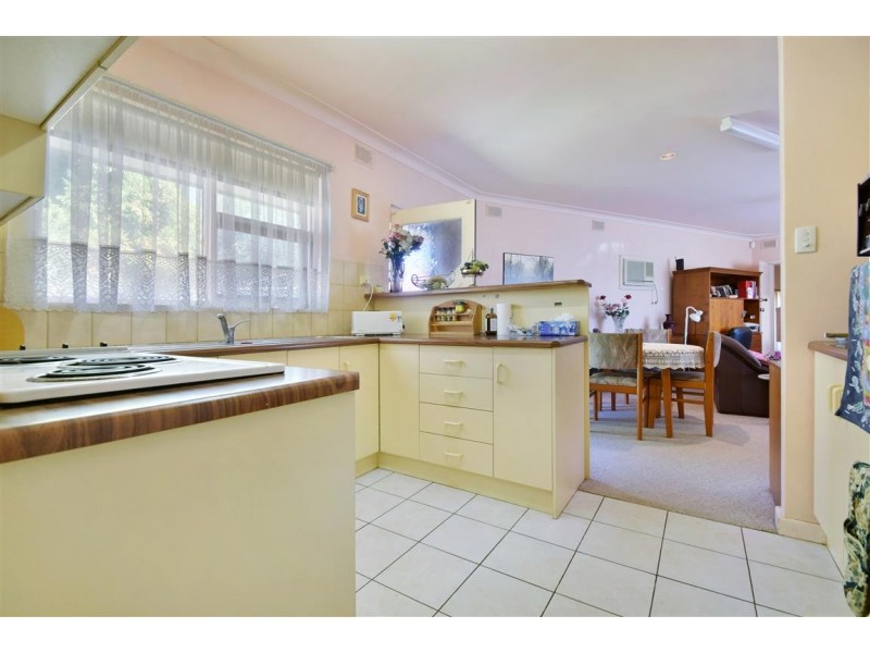 14 Cranborne Crescent, Morphett Vale SA 5162