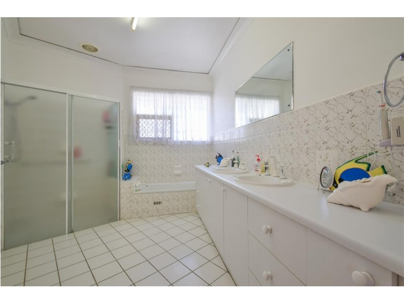 14 Cranborne Crescent, Morphett Vale SA 5162