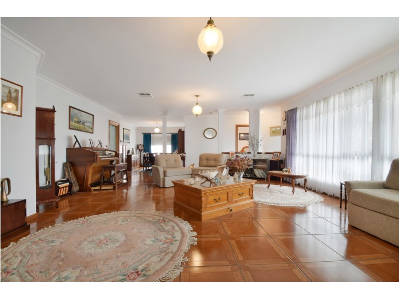 42 Arthur Road, Mount Compass SA 5210