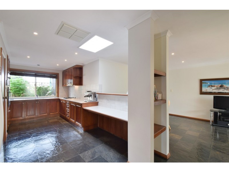 5 Walford Drive, Onkaparinga Hills SA 5163