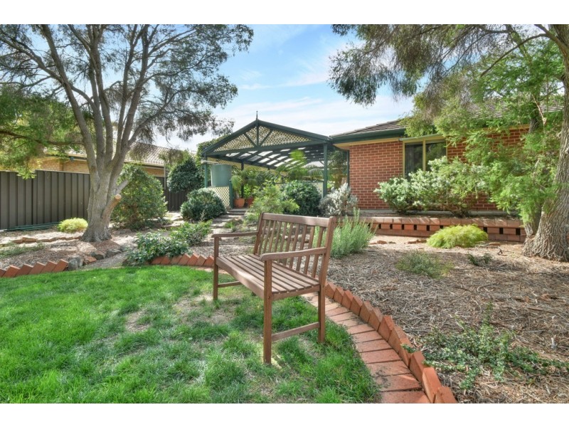 5 Walford Drive, Onkaparinga Hills SA 5163