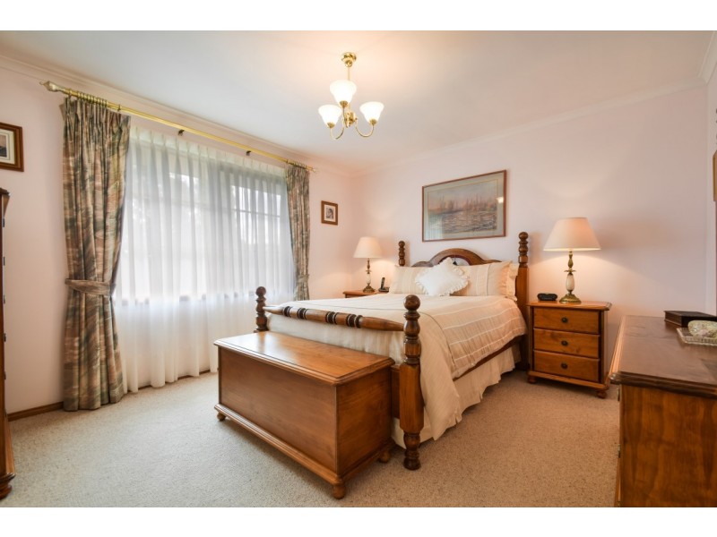 9 Springwood Court, Aberfoyle Park SA 5159