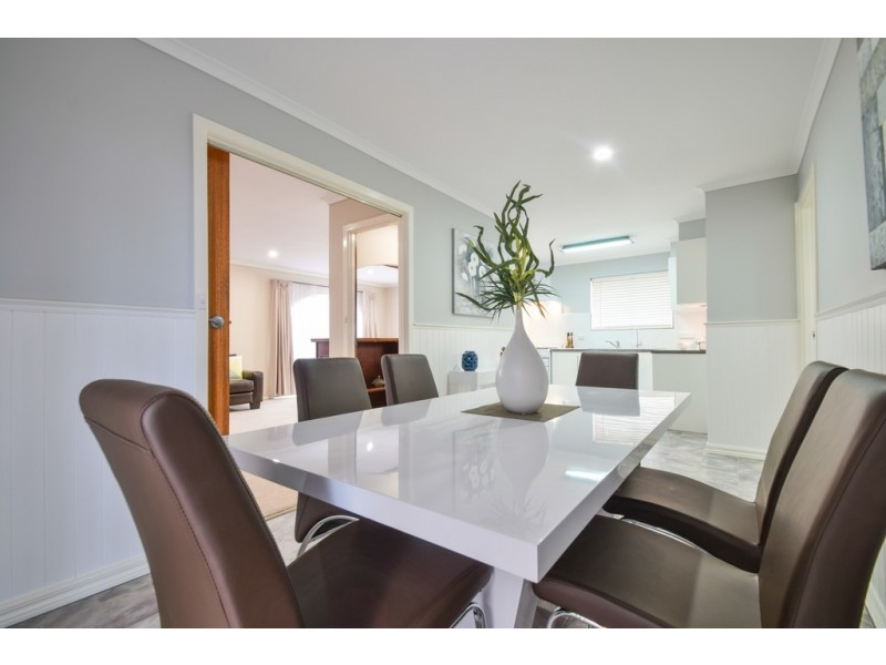 14 McCarthy Avenue, Morphett Vale SA 5162