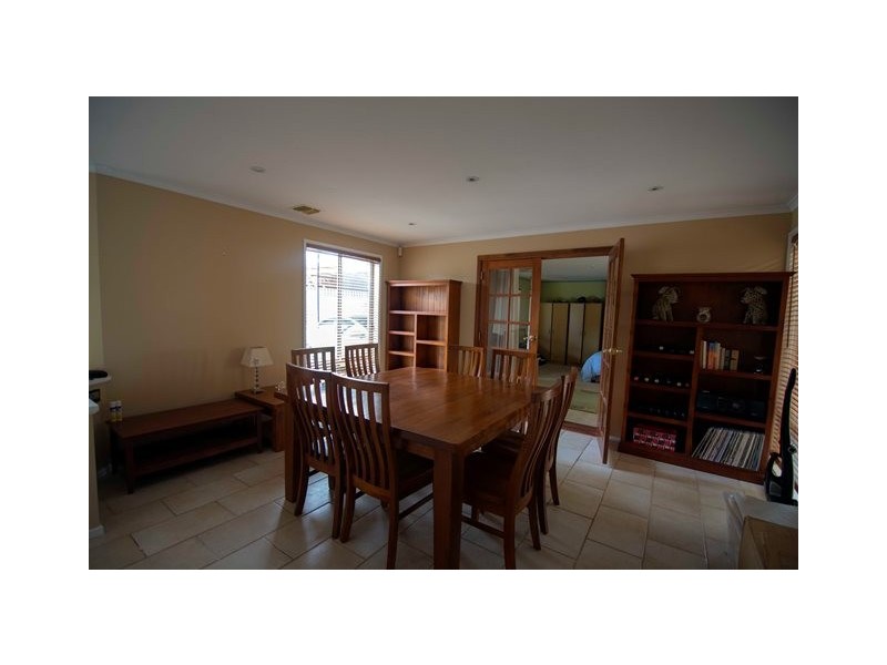 19 Grevillea Road, Aberfoyle Park SA 5159