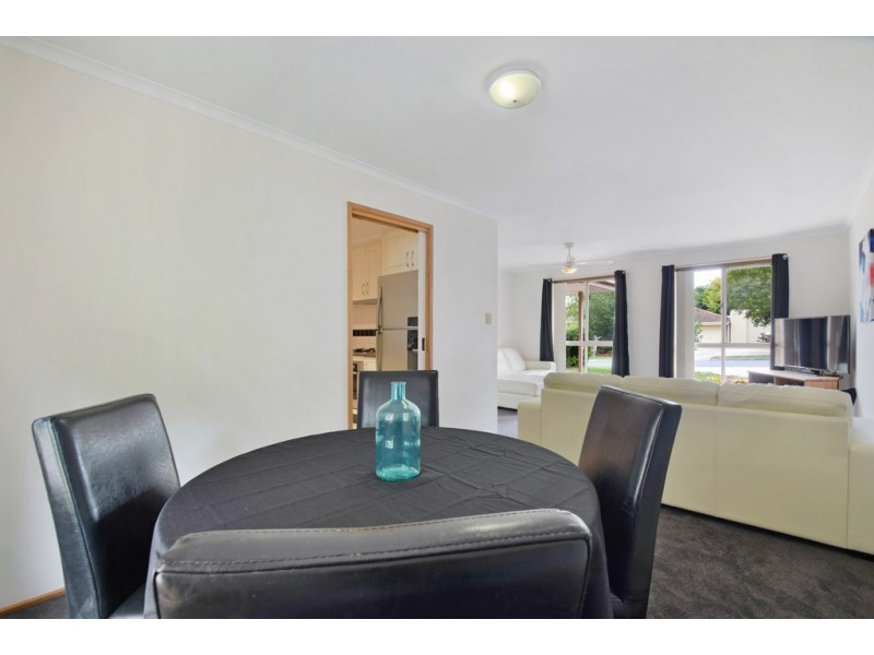 12 Young Street, Trott Park SA 5158