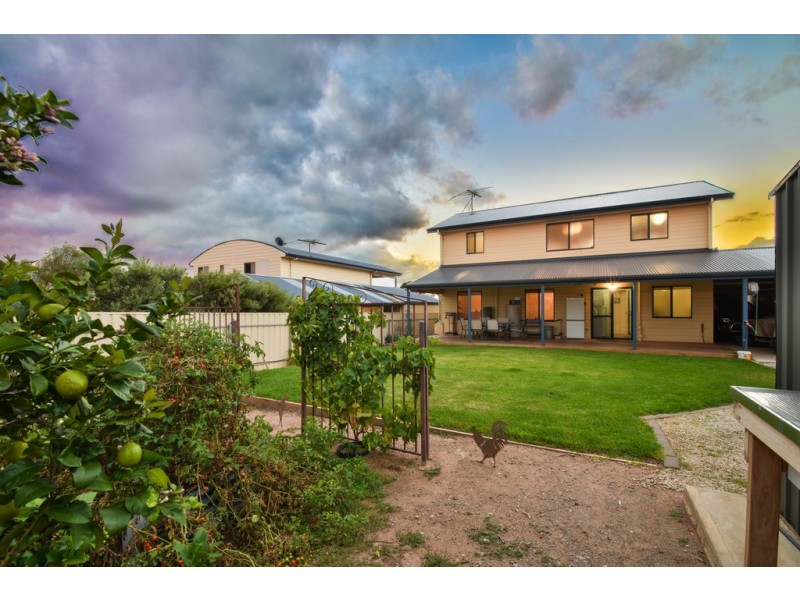 7 Bluewater Boulevard, Sellicks Beach SA 5174