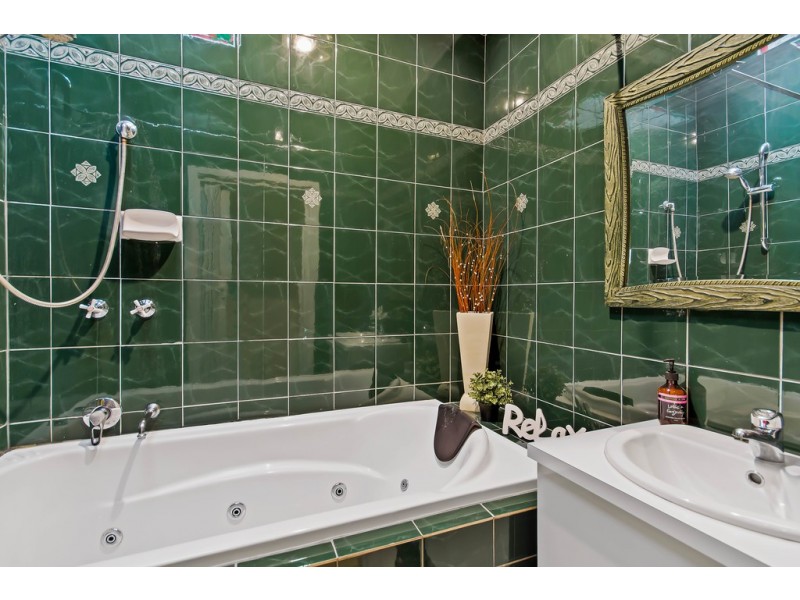 13 Alexander Grove, Woodville Gardens SA 5012