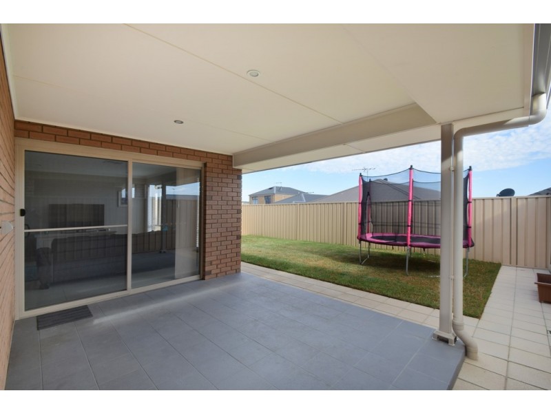 22 Matelot Street, Seaford Meadows SA 5169