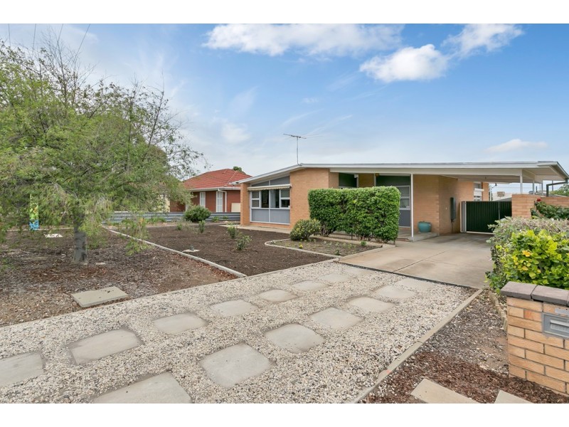 14 Elizabeth Road, Christie Downs SA 5164