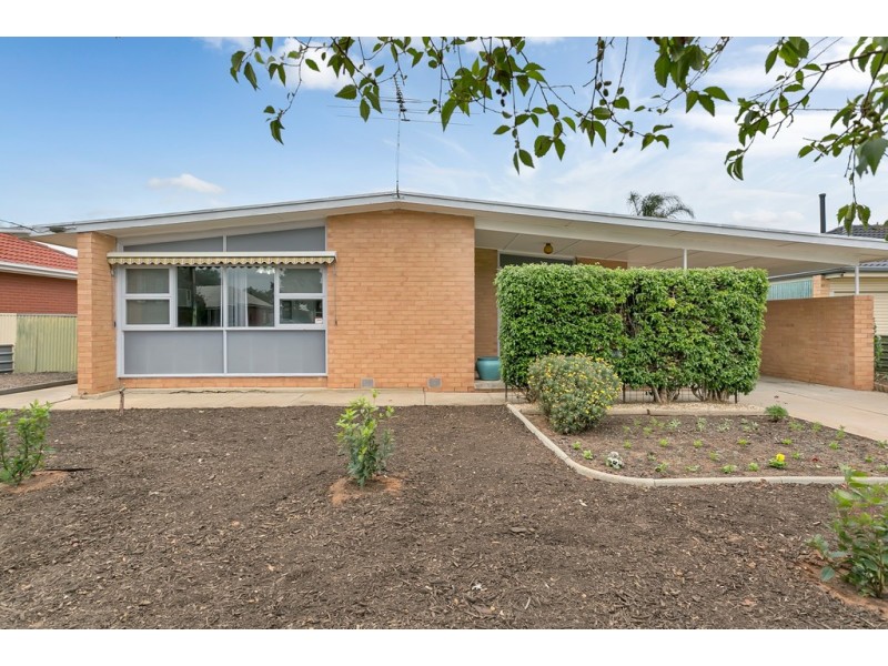 14 Elizabeth Road, Christie Downs SA 5164