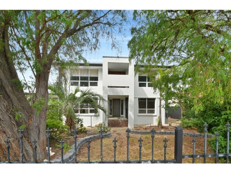 12 Freeman Avenue, Morphett Vale SA 5162