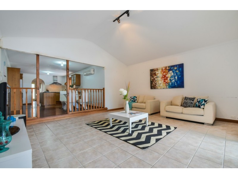 12 Freeman Avenue, Morphett Vale SA 5162