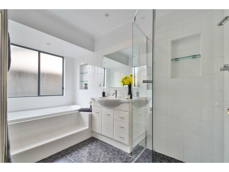 12 Freeman Avenue, Morphett Vale SA 5162