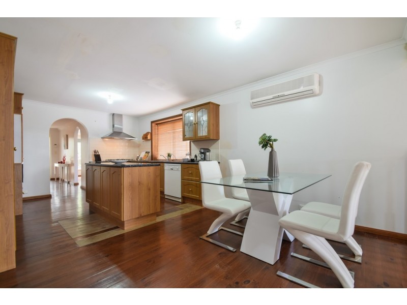 12 Freeman Avenue, Morphett Vale SA 5162