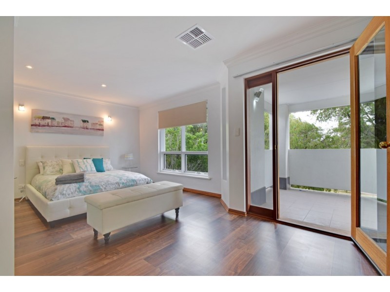 12 Freeman Avenue, Morphett Vale SA 5162