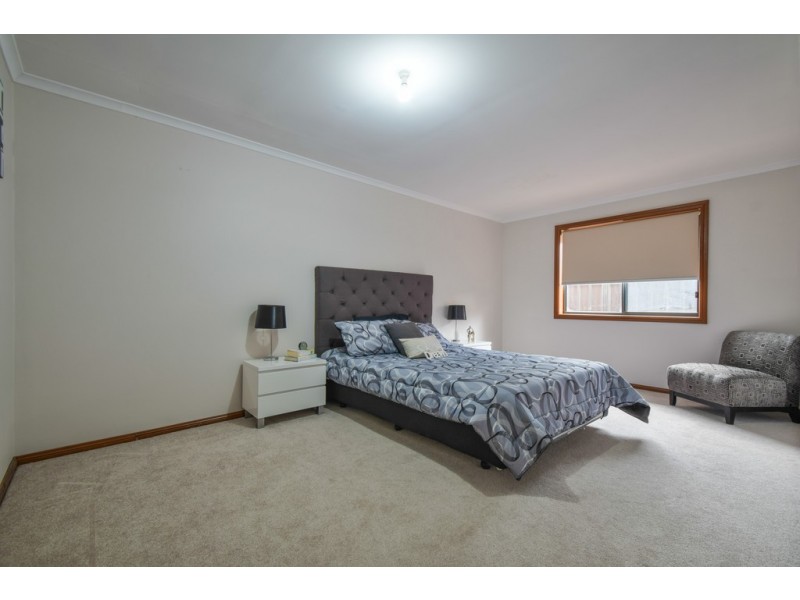 12 Freeman Avenue, Morphett Vale SA 5162
