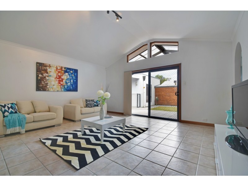 12 Freeman Avenue, Morphett Vale SA 5162