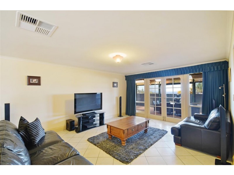 14 Lighthouse Drive, Hallett Cove SA 5158