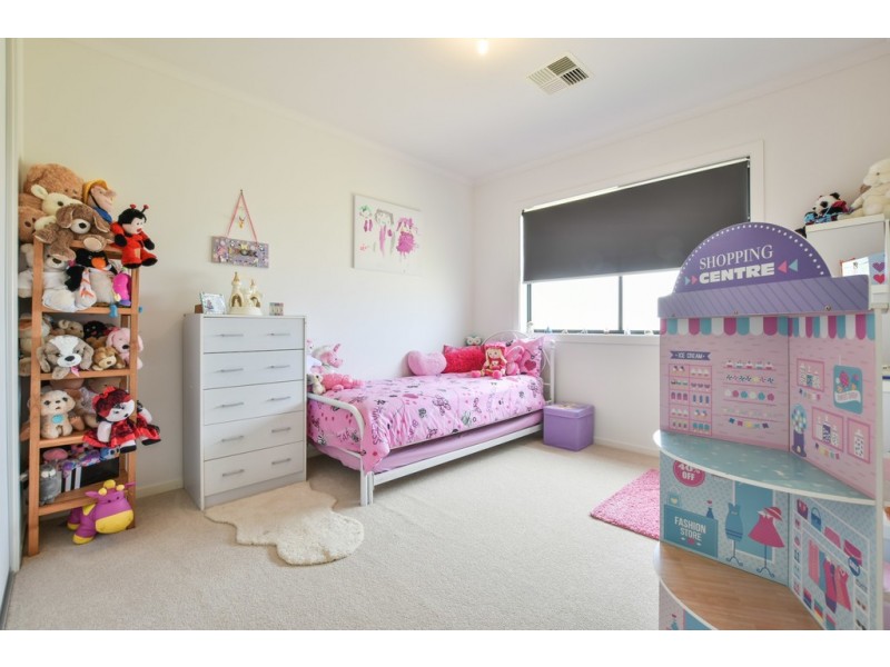 102 Blanche Parade, Hindmarsh Island SA 5214