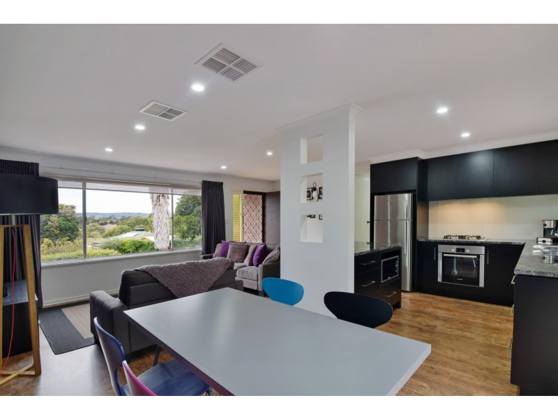 5 Brack Court, Trott Park SA 5158