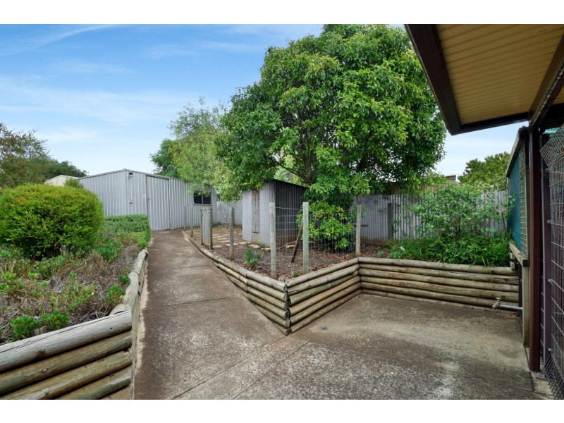 5 Brack Court, Trott Park SA 5158