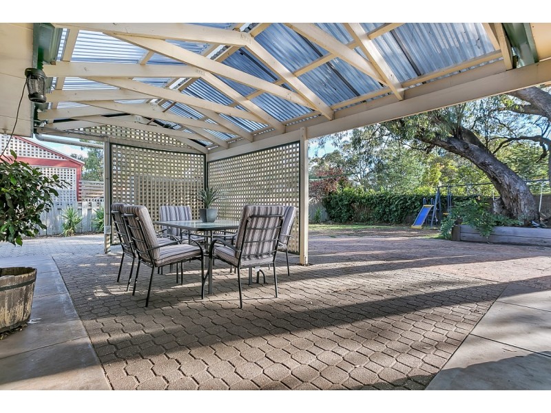 4 Hartley Street, Flagstaff Hill SA 5159