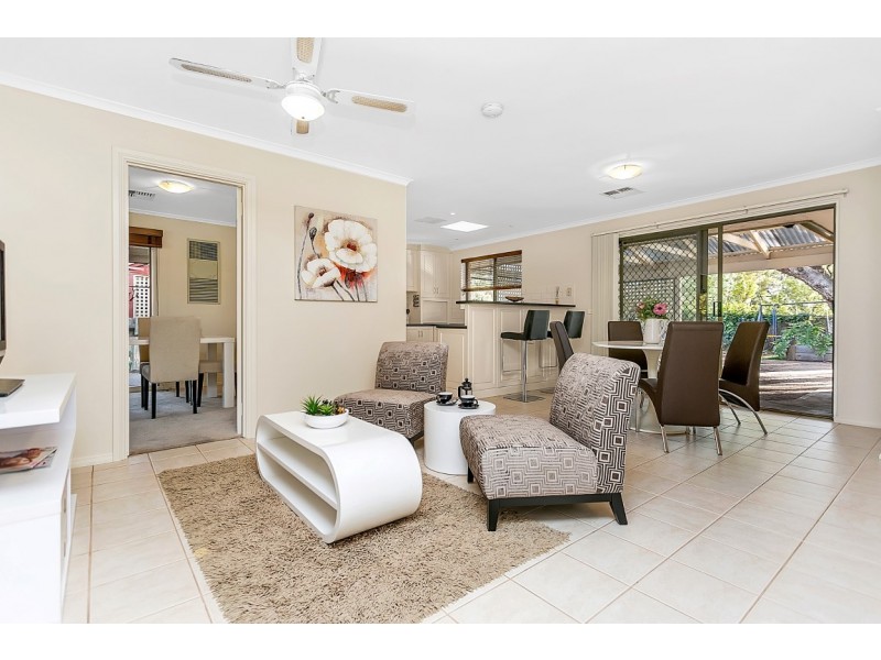 4 Hartley Street, Flagstaff Hill SA 5159