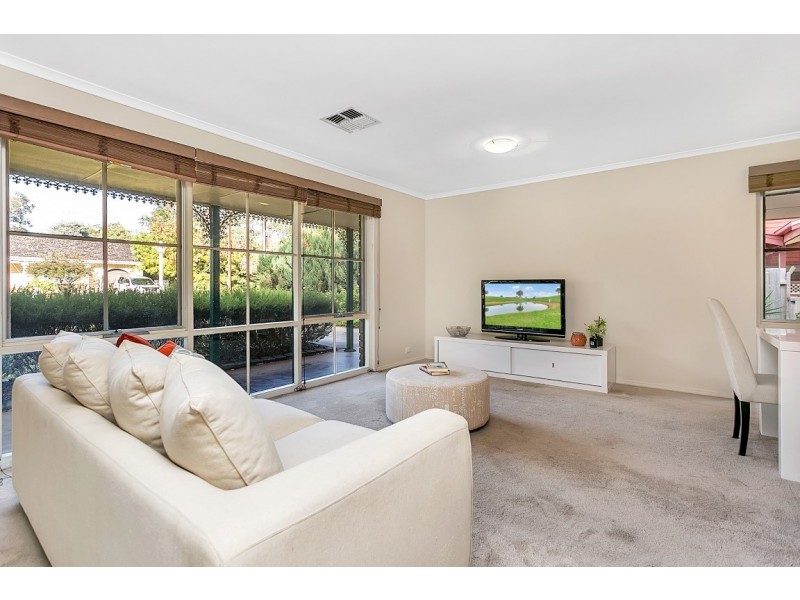 4 Hartley Street, Flagstaff Hill SA 5159