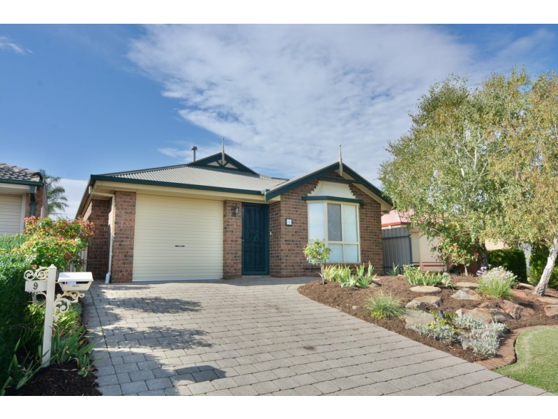 9 Tuscanny Way, Woodcroft SA 5162