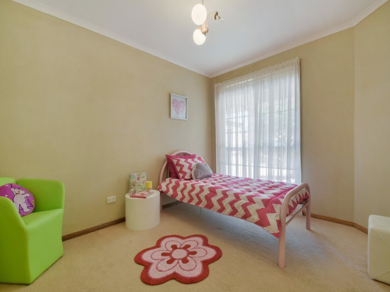 9 Seaspray Court, Seaford Rise SA 5169