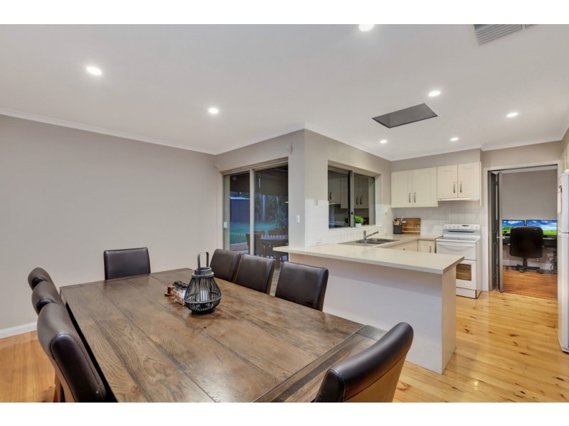 2 Drummond Avenue, Reynella East SA 5161