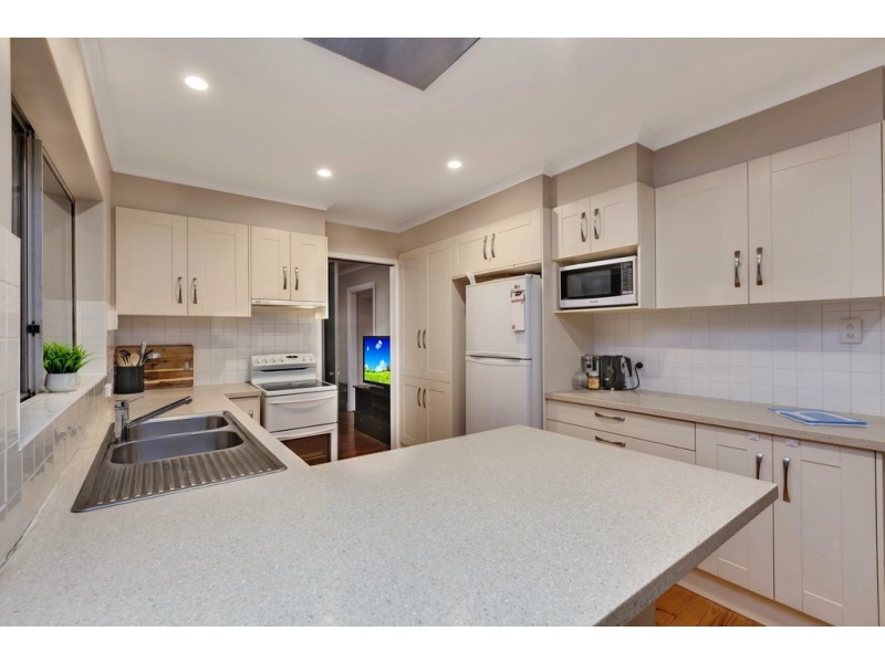 2 Drummond Avenue, Reynella East SA 5161