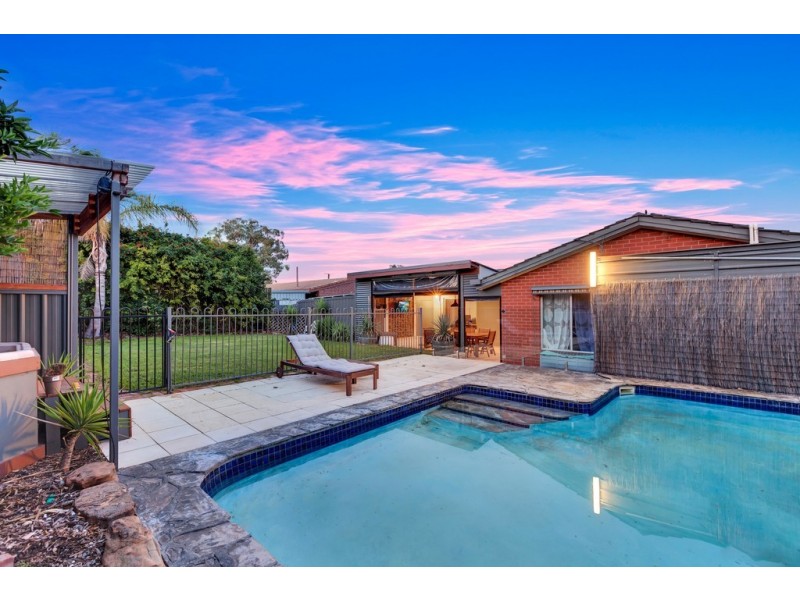 2 Drummond Avenue, Reynella East SA 5161