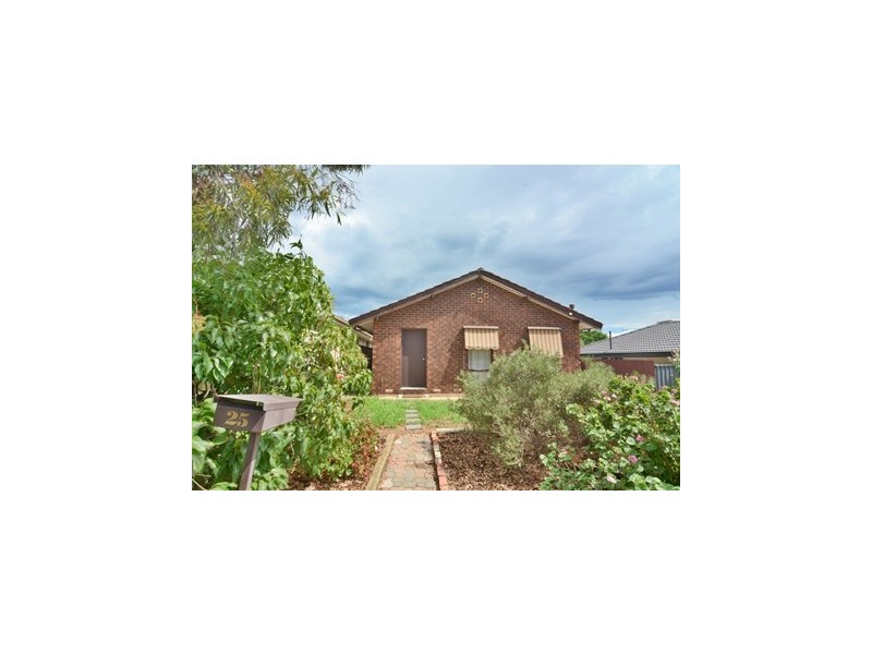 25 Heather Drive, Christie Downs SA 5164