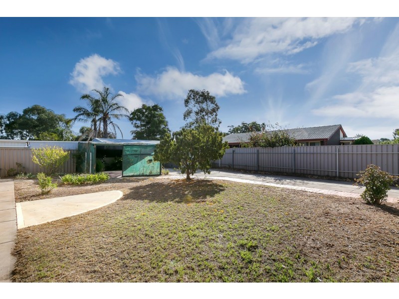 22 Wangara Avenue, Morphett Vale SA 5162