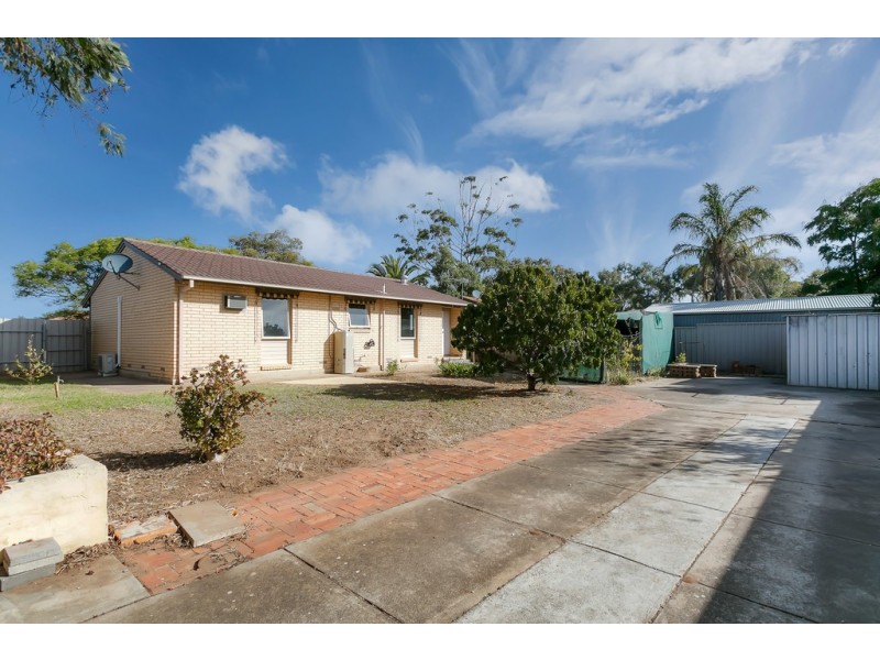 22 Wangara Avenue, Morphett Vale SA 5162