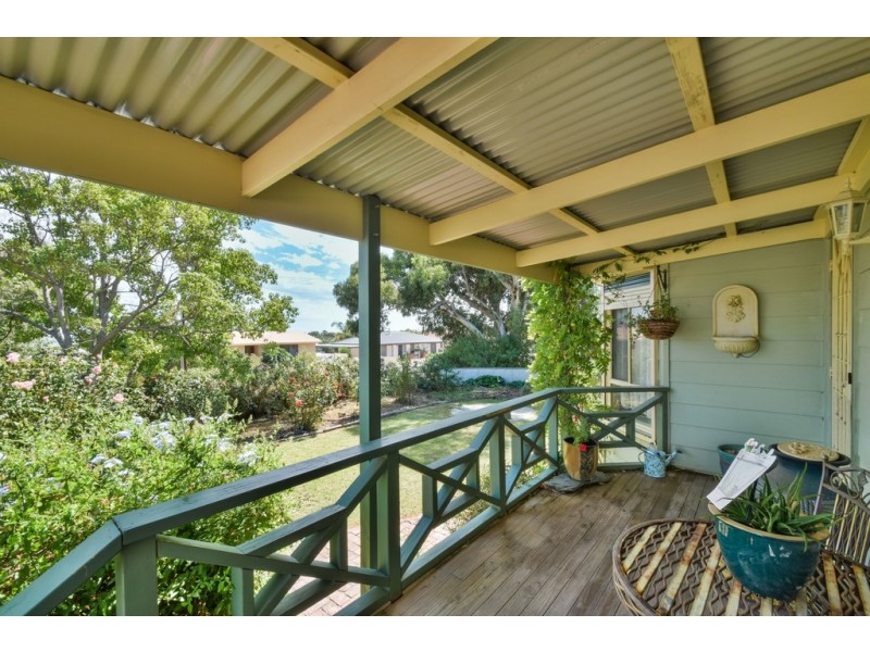 24 Plaza Avenue, Sellicks Beach SA 5174