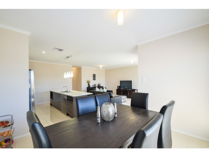 61 Prow Drive, Seaford Meadows SA 5169