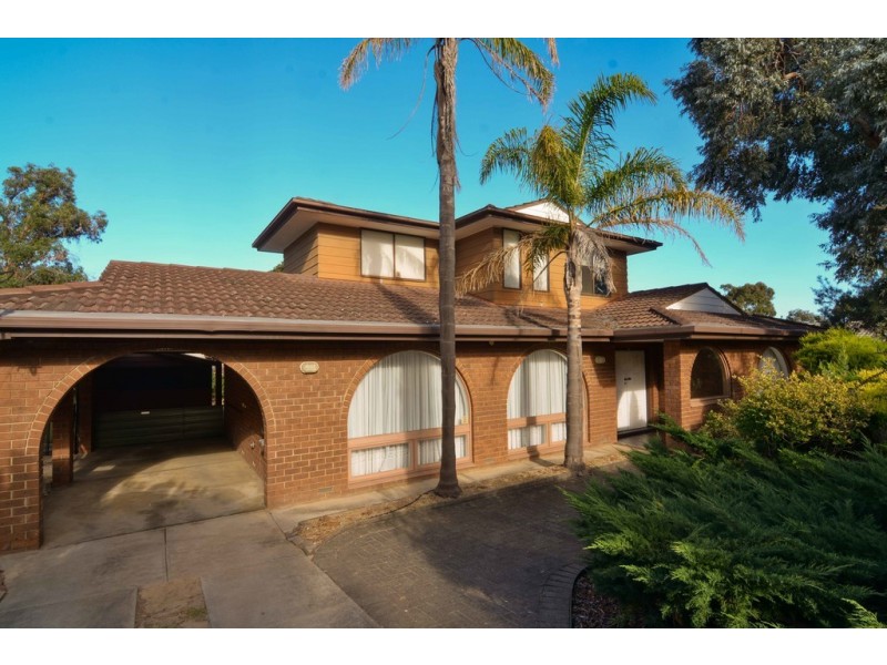 28 Hamilton Crescent, Aberfoyle Park SA 5159