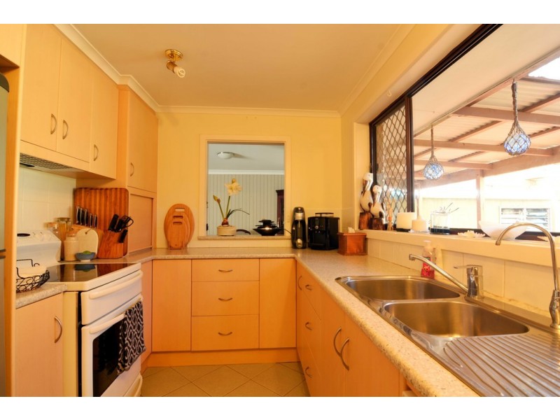 28 Hamilton Crescent, Aberfoyle Park SA 5159