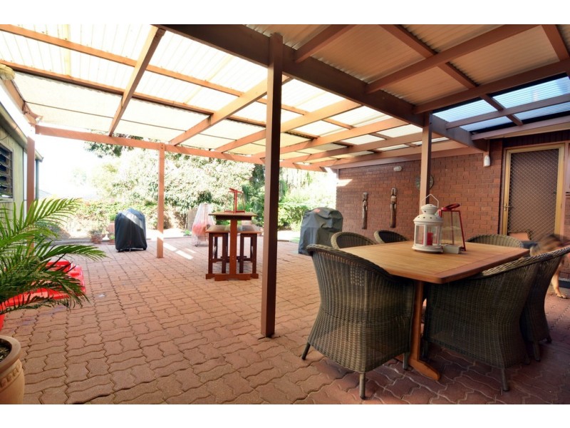 28 Hamilton Crescent, Aberfoyle Park SA 5159
