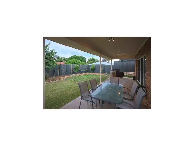 9 Deakin Street, Blair Athol SA 5084