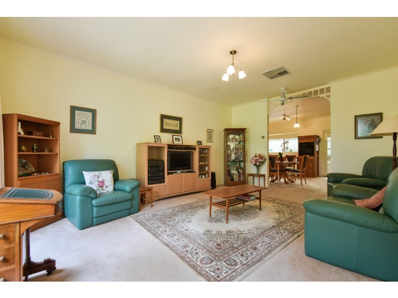 8-11 Thomas Drive, Happy Valley SA 5159