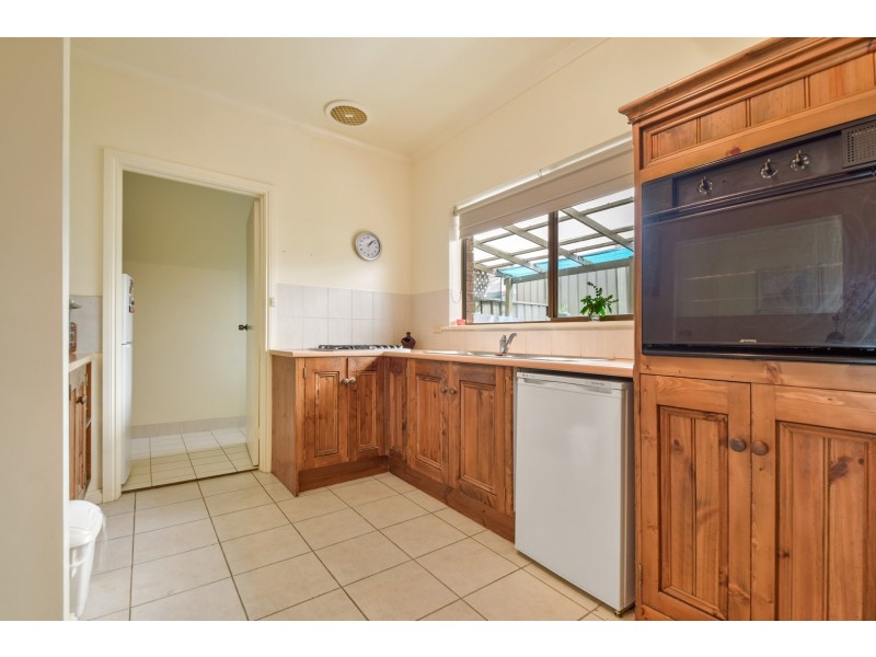 8-11 Thomas Drive, Happy Valley SA 5159