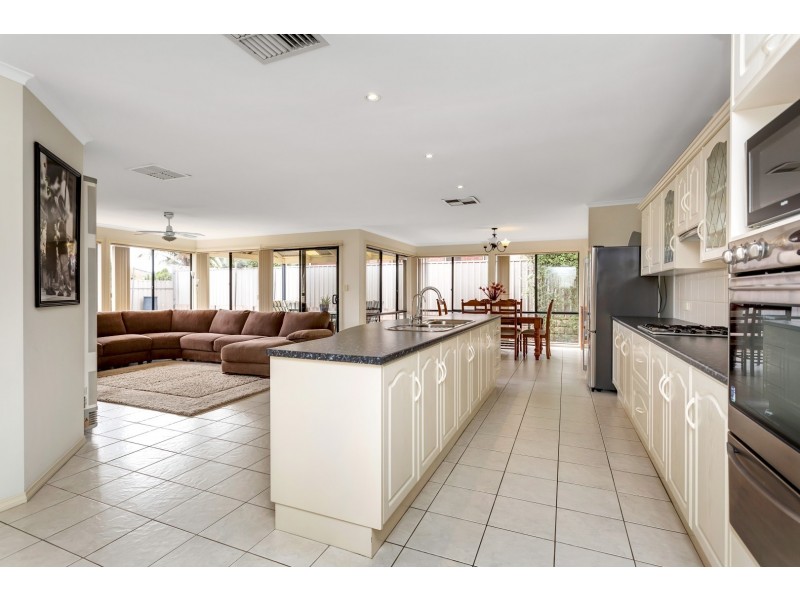24 Southbank Boulevard, Sheidow Park SA 5158