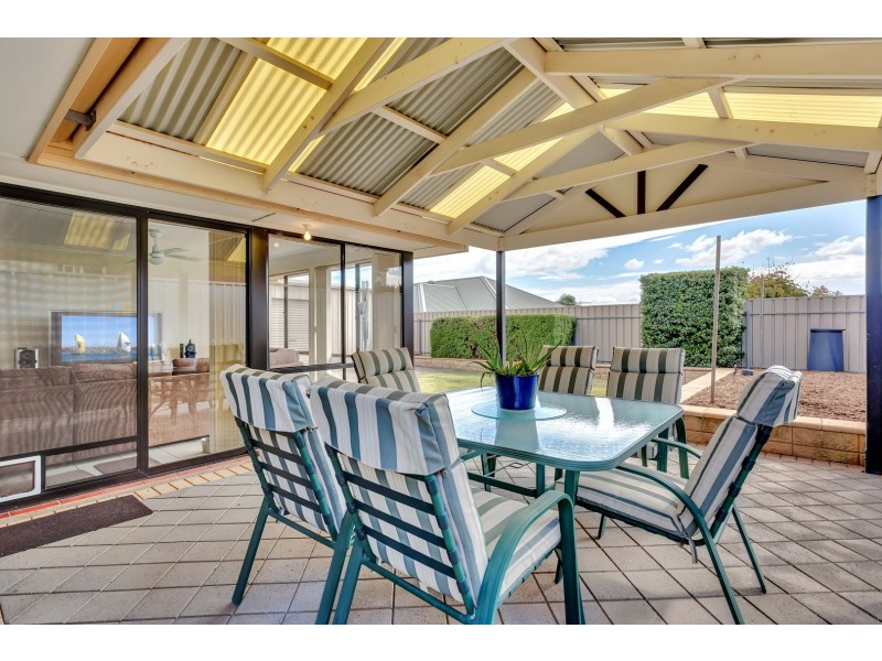 24 Southbank Boulevard, Sheidow Park SA 5158