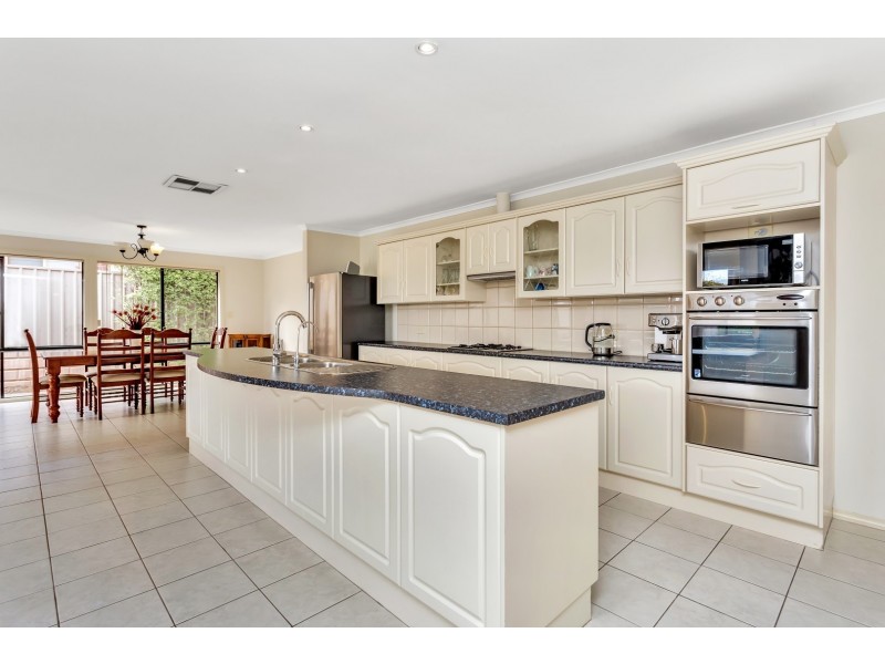 24 Southbank Boulevard, Sheidow Park SA 5158