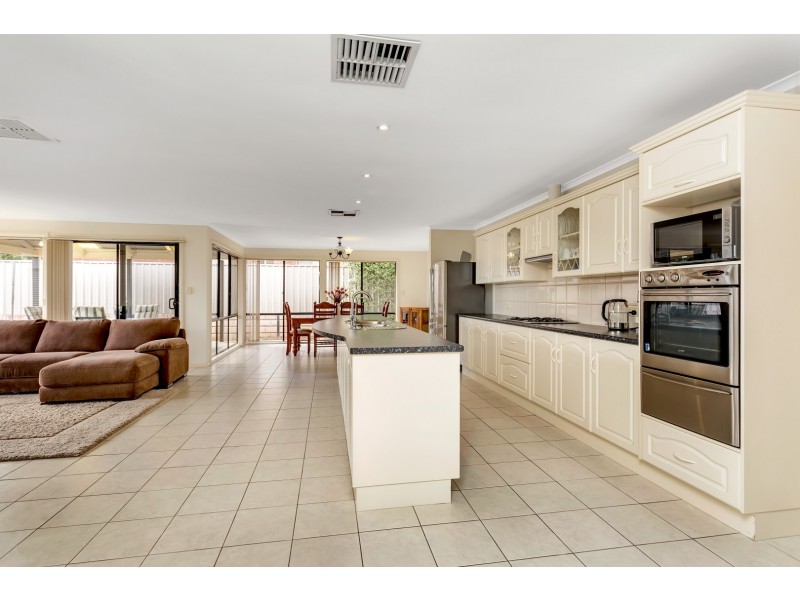 24 Southbank Boulevard, Sheidow Park SA 5158