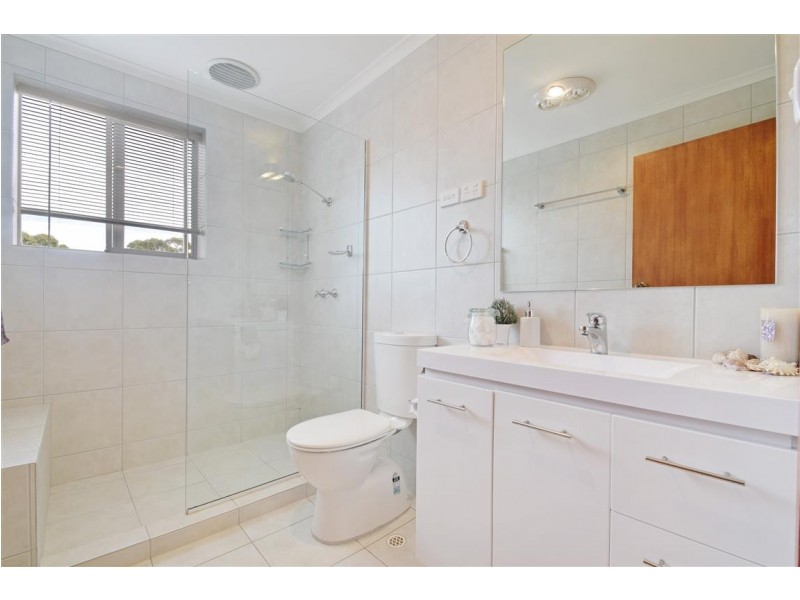 1 View Court, Happy Valley SA 5159